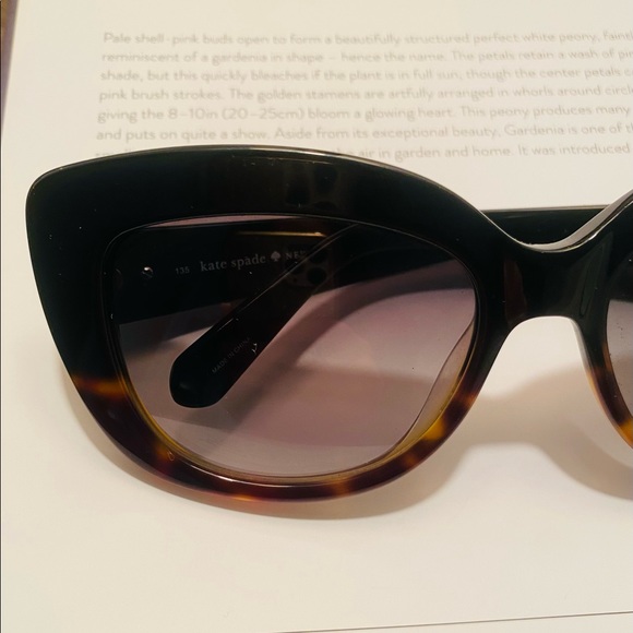 Like NEW! Kate Spade Black & Tortoise Large Cateye Sunglasses - Picture 4 of 15